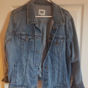 Light washed jean jacket